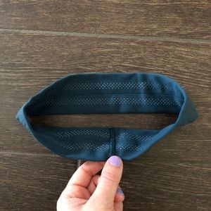 lululemon athletica Accessories - Lululemon headband lululemon athletica Accessories - Lululemon headband